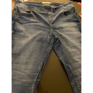 TORRID JEGGINGS 2S LEAN JEAN